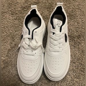 Shein Womens size 8. Brand new, Never worn, in box.